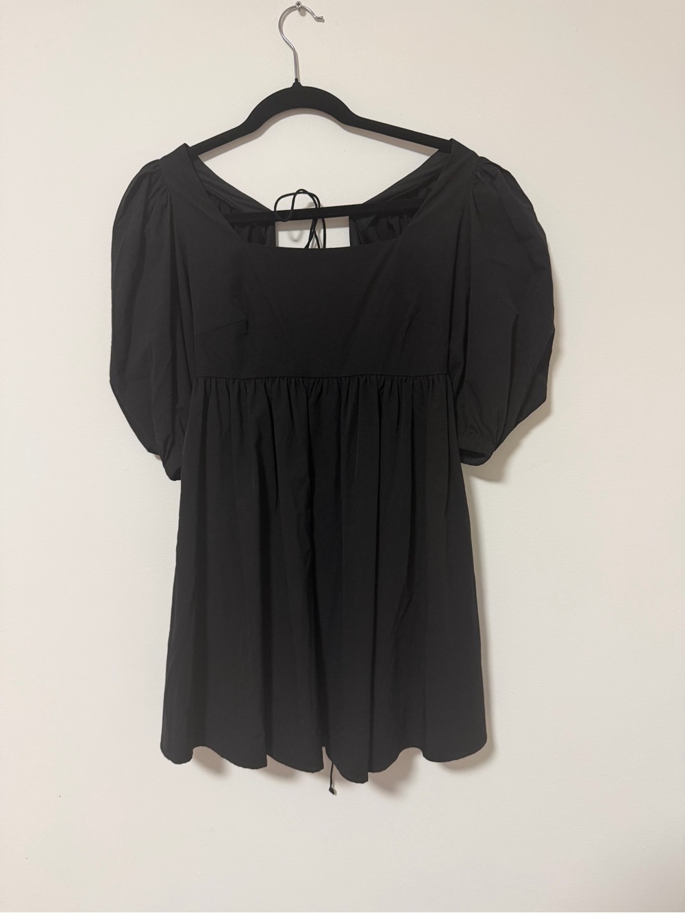 Black Puff-Sleeve Square Neck Women's Dress